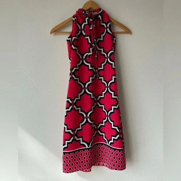 Crown & Ivy Geo Print Fuchsia White Navy Halter Tie Dress - Picture 6 of 8